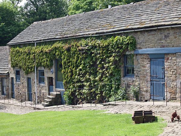 Gin Cottage self catering accommodation, Derbyshire, England